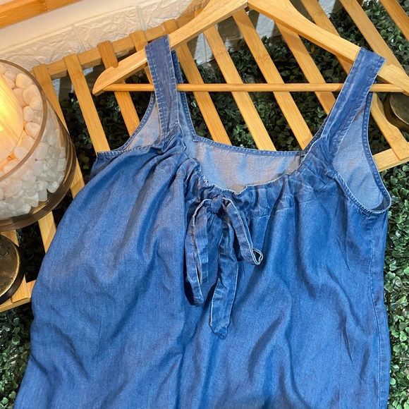 💜LOFT Denim Tops. Size- S (Fit S-M) - Picture 3 of 8